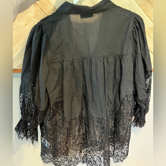 Vici Women’s Keila Puff Sleeve Lace Button Down Size M Victorian Inspired - Picture 8 of 8